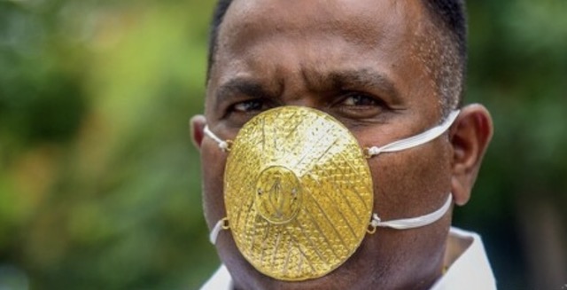 【43万円】インドの男性、コロナ対策に金のマスク注文　効果は不明