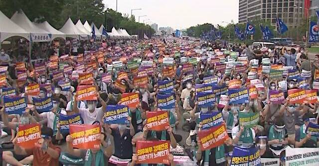 コロナ感染再拡大の韓国で医師らが一斉ストライキ