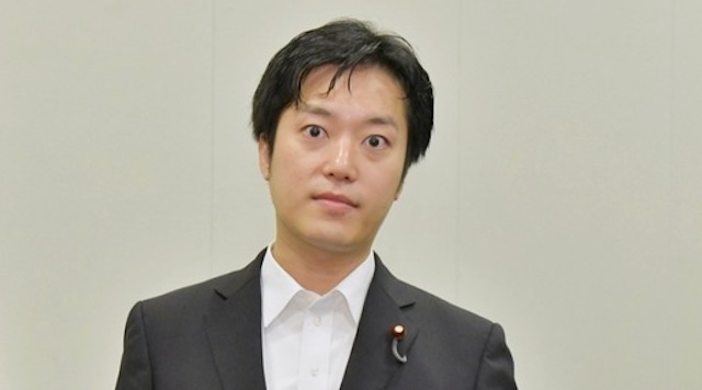 首相指名、小泉進次郎氏への１票は丸山穂高議員