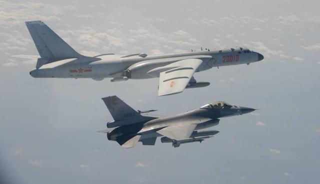 中国軍２０機、台湾の防空識別圏に入る… 爆撃機など一部は台湾南東沖まで飛行