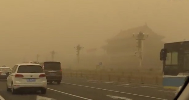 中国北部で「黄砂」 過去10年で最大規模