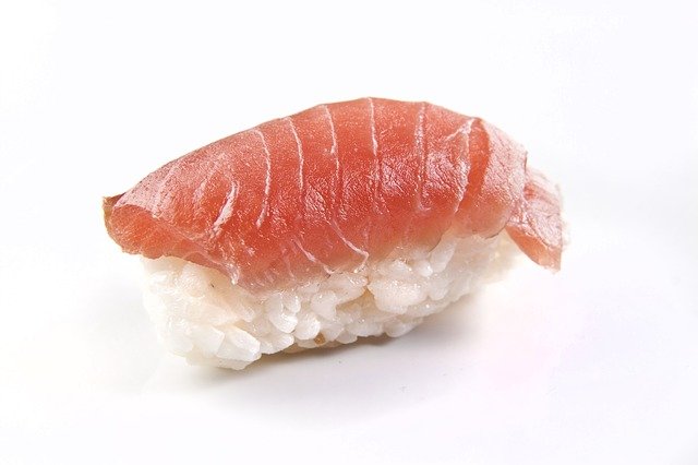 【動画】ガチの寿司職人さんが『回転寿司』に行ってお寿司を食べた結果…