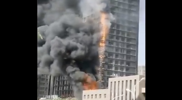 【中国】今度はエアコンが爆発… タワーマンションが炎上（※動画）