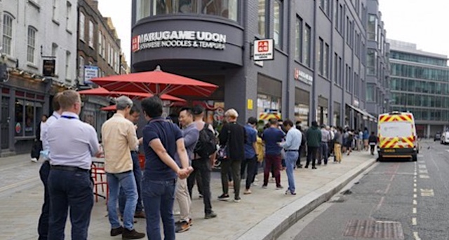 丸亀製麺、ロンドン進出 オープン初日は行列100人超！