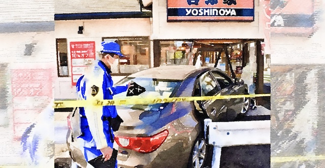 無職男性(83)の車、吉野家にダイナミック入店…「アクセルとブレーキ踏み間違えた」