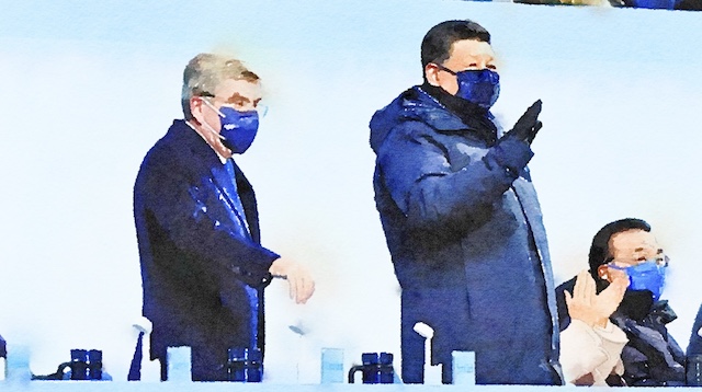 極寒の北京五輪開会式、バッハ会長の服装にネット騒然「薄着すぎない？」