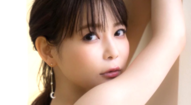 中川翔子さん、17年ぶりにカラコン外し“ガチすっぴん”のランジェリー姿公開！