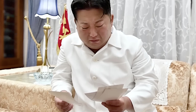 北朝鮮の軍重鎮が死去… 金正恩氏が涙を流す様子が公開される