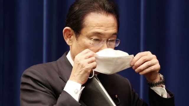 岸田首相「マスク、外は原則不要」を強調