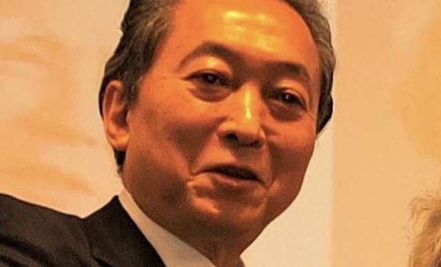鳩山由紀夫元首相「合同結婚式で挙式」の憶測否定　イベント参加は認め「大変反省している」