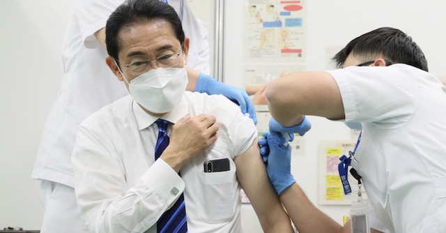 岸田首相、5回目のワクチン接種　国民にも接種呼びかけ「皆さんにとって大切な時期」