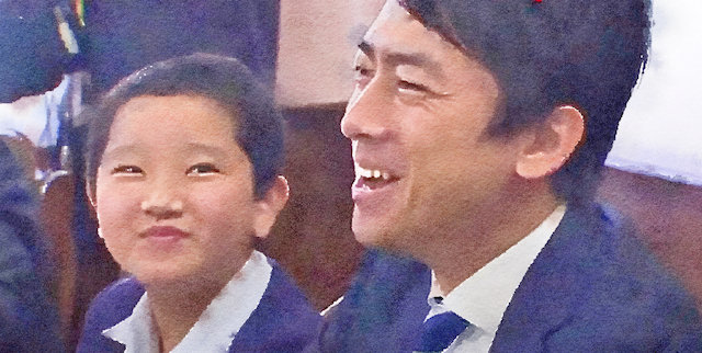 【動画】小泉進次郎氏、子供から「首相になる自信はありますか？」と聞かれ、危うく“構文”に行きかける…