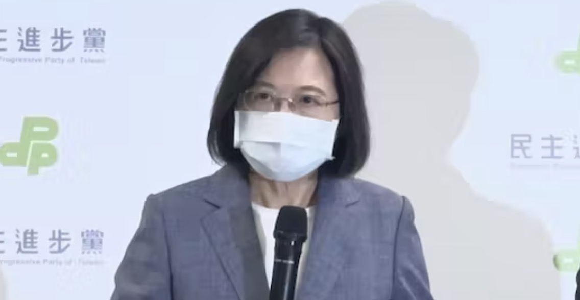 台湾・蔡英文総統、与党党首を辞任