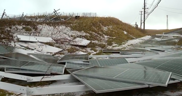 北海道・えりも町の太陽光パネル、強風にあおられ半数近く飛ばされる… → ネット『太陽光より風力発電にしたら？』『税金で修理したりしないよな？』