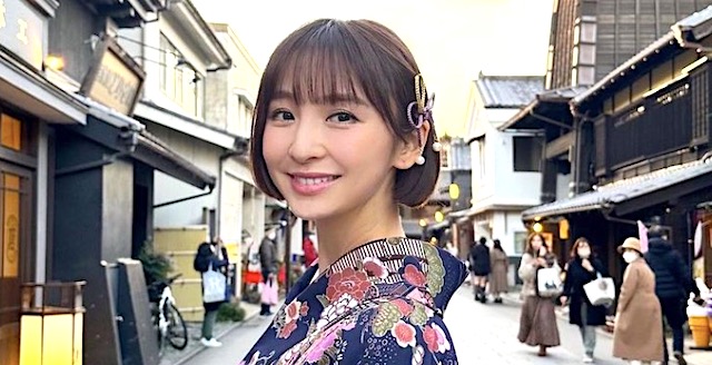 喪中の篠田麻里子さん、着物姿でパシャリ「2023年も皆さんにとって良い一年になりますように」コメント欄は閉鎖