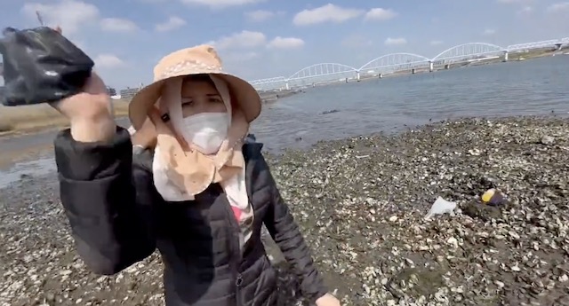 【動画】牡蠣殻の不法投棄を注意した令和タケちゃん、外国人から暴行される…