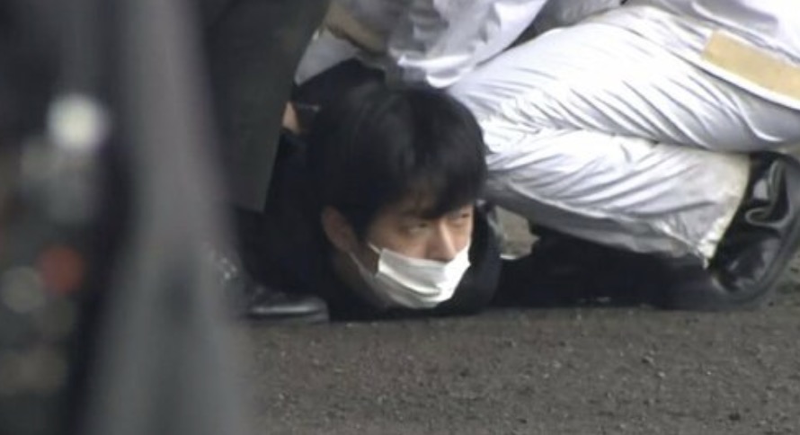 演説会場周辺で爆発音、岸田首相は和歌山県警本部に避難
