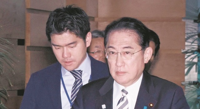 岸田首相、きょうから夏休み　日米韓3か国の首脳会談などに備え英気養う