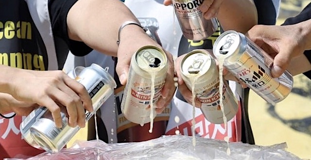 「日本製品を買うな！」韓国で行われた反日デモ参加者、日本産ビールをお買い上げ