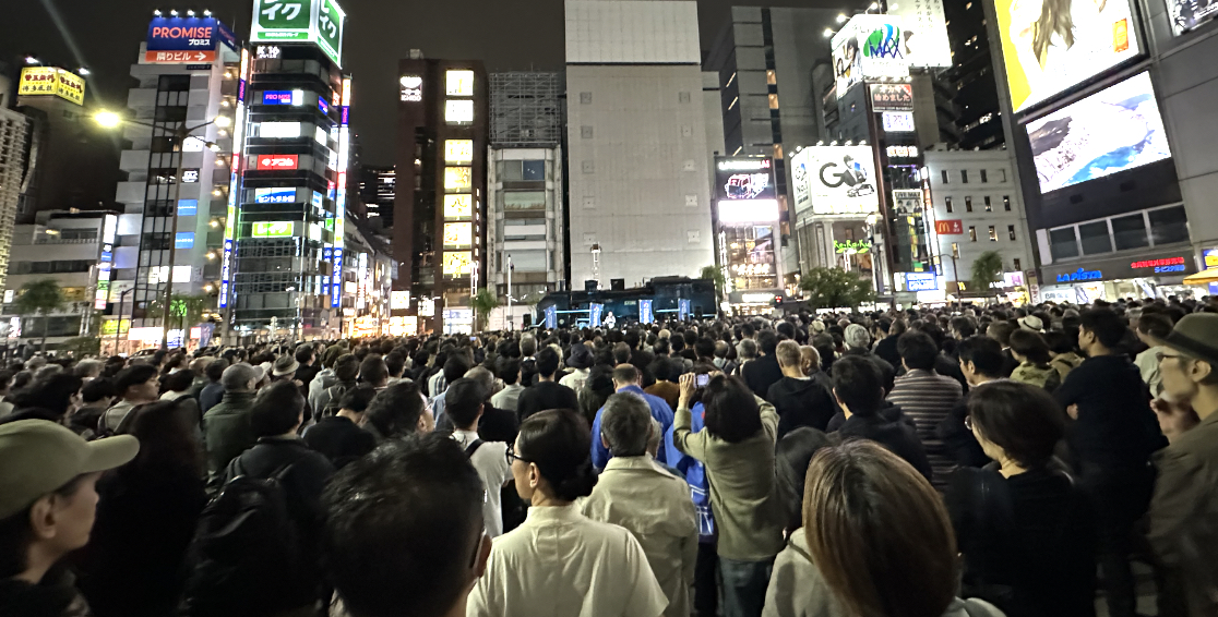 日本保守党の街頭演説風景に、池田信夫氏「左翼との大きな違い。身なりは普通だが、薄汚い活動家はいない」