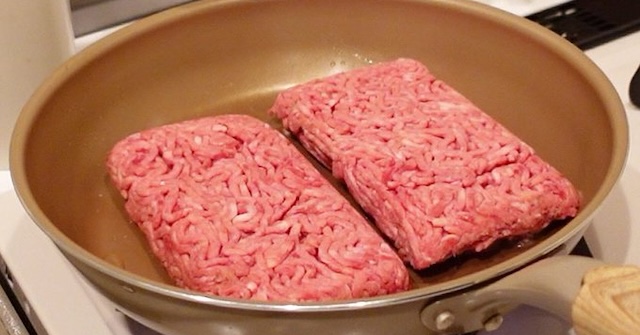 帰宅30分で作れる！『まるごとひき肉ステーキ』が美味しそう