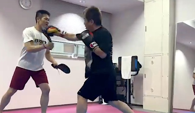 【動画】キックボクシング姿の“チー牛”イジリに、堀江貴文氏「こういうやつに病んでスポーツ嫌いになる人多い」