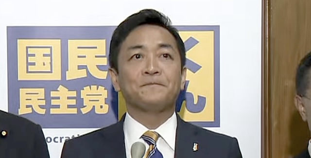 国民民主党の玉木氏は立憲候補に立候補することで「政治的に殺されそうになった人もいる」と言う。 「党の代表として、生き残った人たちに『立憲民主党の代表の名前を書いてください』とは言えない」。