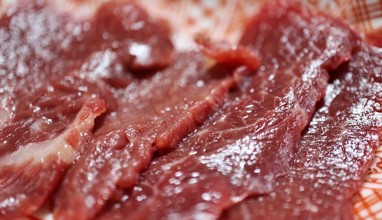 【話題】シカ生肉食べて献血 → 輸血した女性が肝炎で死亡…