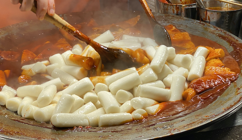 中国人観光客、韓国=「ワクワクしたのは初日だけ。変わり映えないし、1回行けばもういいや」日本=「地域ごとに魅力が異なり、次は別の地域に行ってみたくなった!」