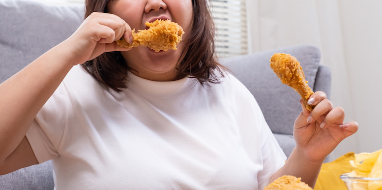 韓国の大食い女性YouTuberが編集ミスで◯◯をしている姿が映る…動画は削除され再編集されました。