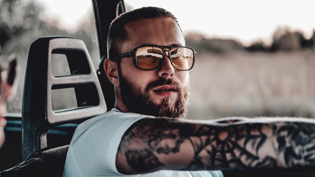 【茨城】車を窃盗した自称21歳を緊急逮捕 → 実際は中学生と判明…