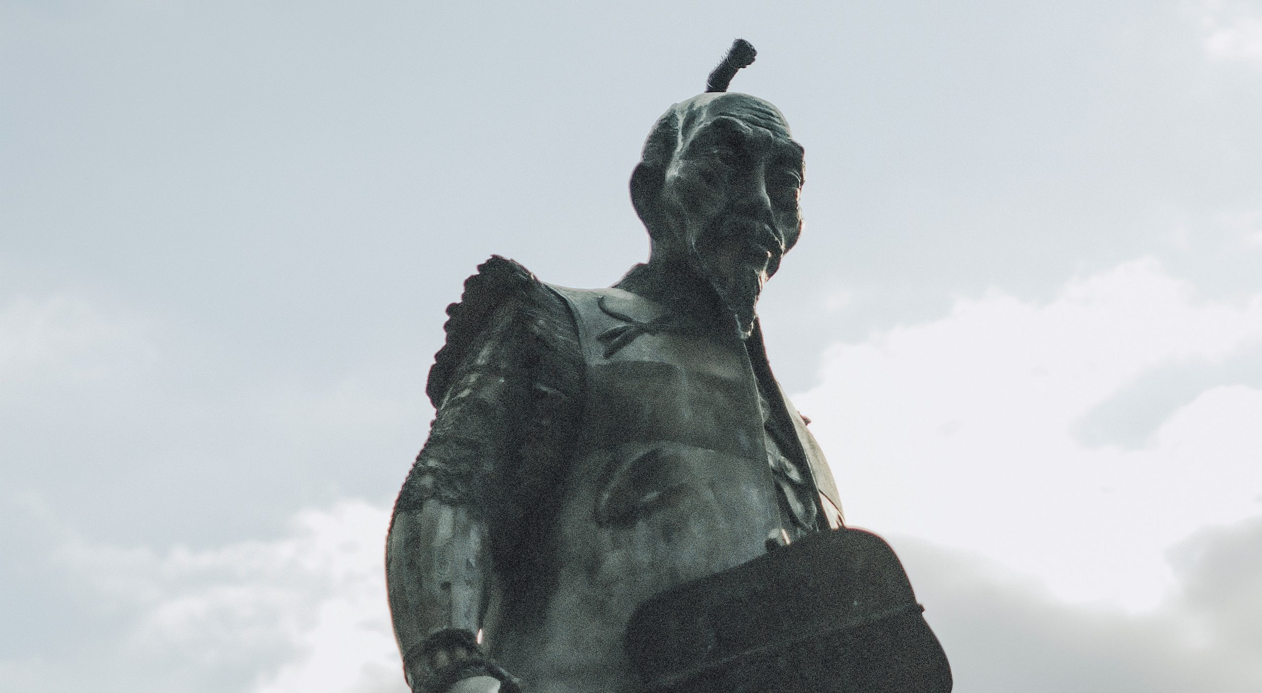 [Aichi]豊臣秀吉像の首が折れ…警察も関与？