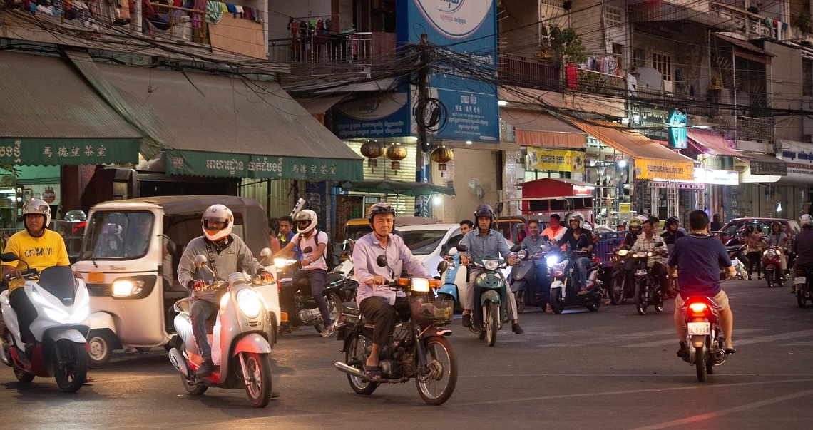 カンボジアで特殊詐欺関与の可能性…日本人16人逮捕