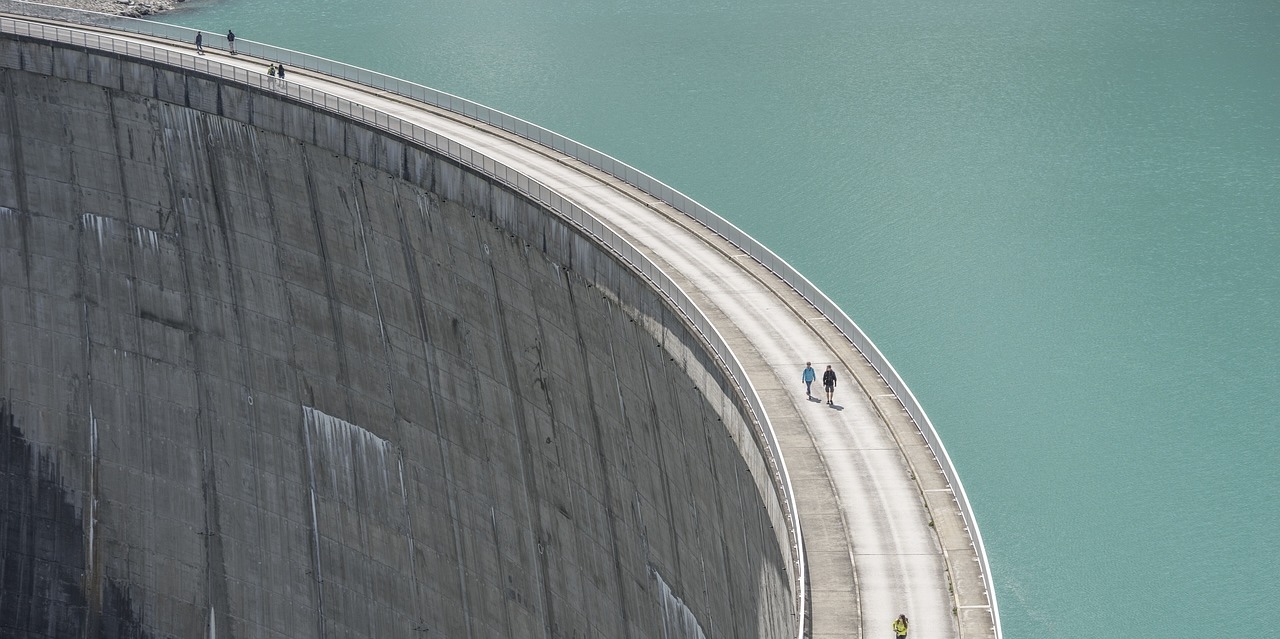 [Topic]知る人ぞ知る宮崎県のダムの住み込み管理人募集中…2人で月25万円。家賃、光熱費は無料です。業務内容は午前9時の気象観測や簡単な点検など。