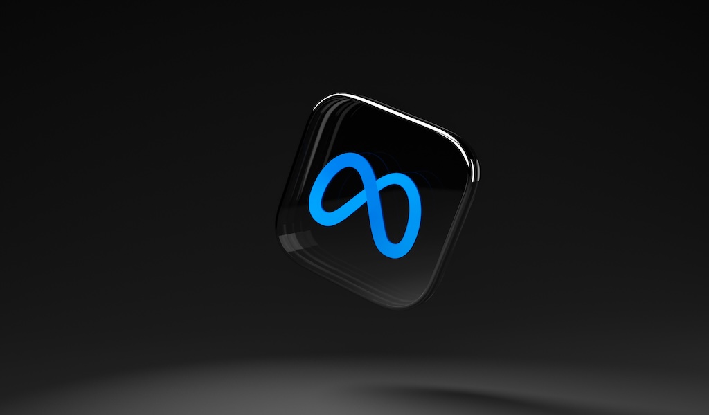 日本政府「詐欺広告酷過ぎ。全広告主の本人確認義務化しようかな？」→ Meta社「対応したよ。スタッフが詐欺広告検索結果が『0件』になる日が4日間続いた事を確認したよ」→ 日本政府「OK。“本人確認義務化”見送るわ」