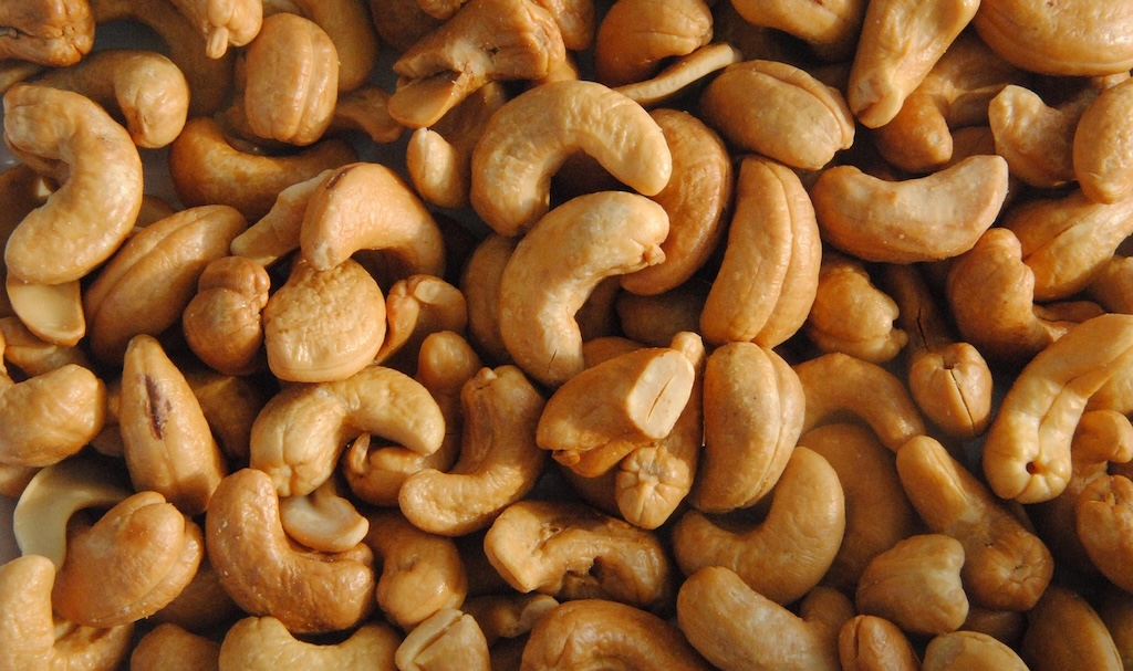 【賛否】重症ナッツアレルギーの男性「機内でナッツ控えて」