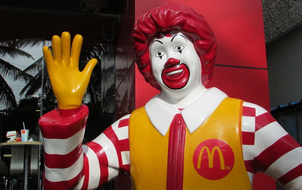 X民「バーガーキングとかモスを過剰に持ち上げる奴らマジでキモい。当たり前にマックが一番美味いしだろ」