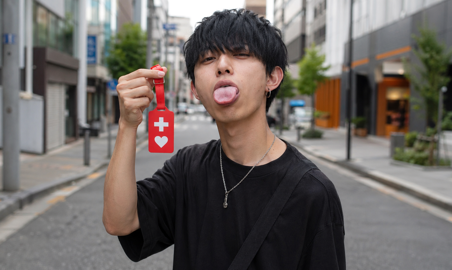 「ヘルプマーク」、若者たちからファッション感覚、病みアピールのツールとして使用されてしまう…