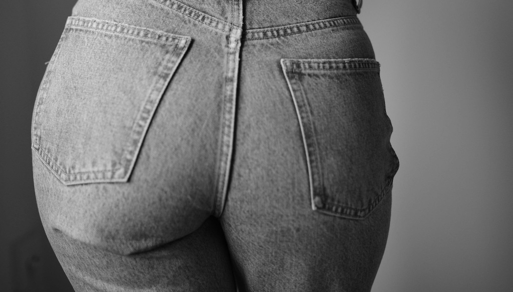 【話題】海外アカ「このチャレンジが日本で流行っています！(ﾊﾟｼｬﾘ)」→ 日本人「流行ってねーよ💢」