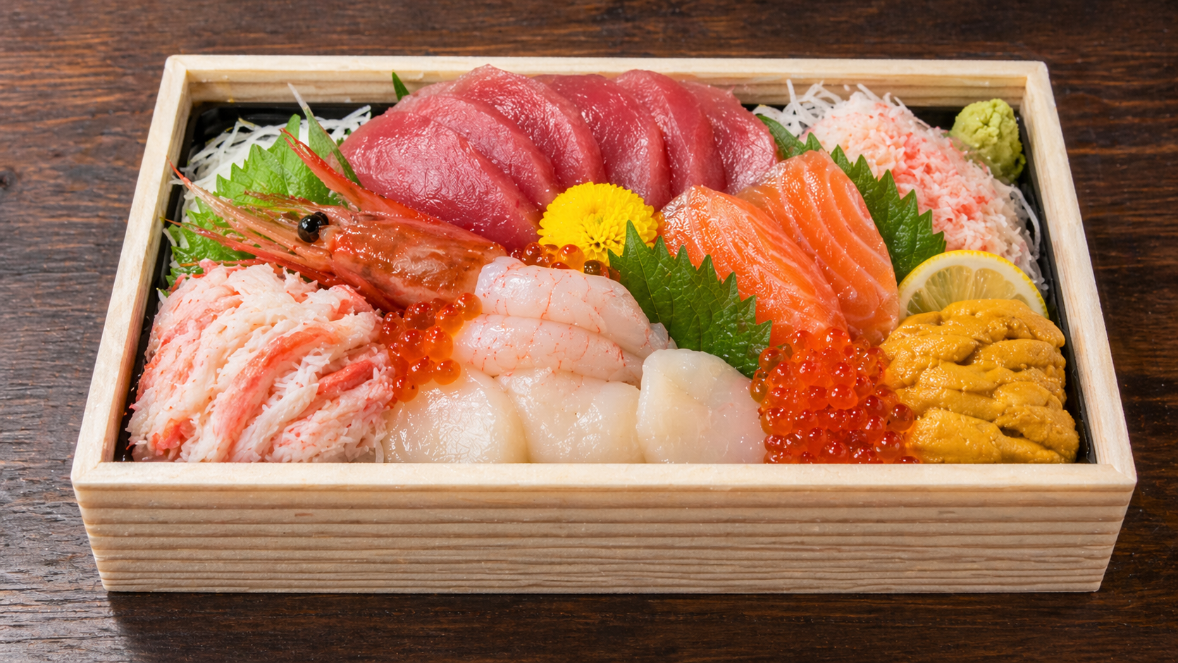 【話題】「すごいボリュームの海鮮丼！これで1500円は安い！」→ 嘘みたいな“上げ底”が判明…