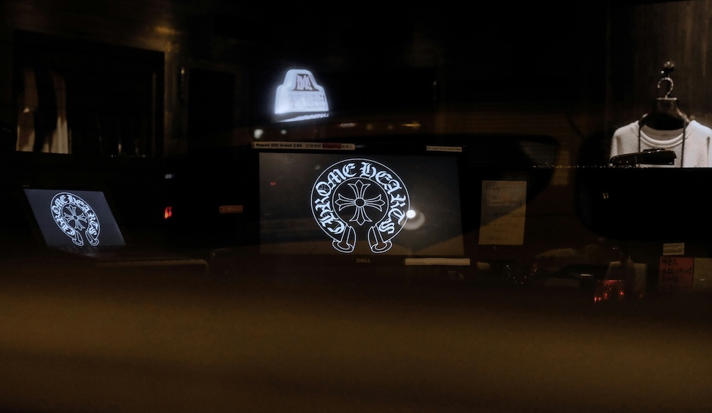 【キャバ】三崎優太さん「原価の何倍もの価格のシャンパンを煽り、荒稼ぎすることを美徳とする社会はおかしい」→ 反応「そんなこと言ったらエルメス、ポケカ、クロムもおかしい。今更言っているの？」