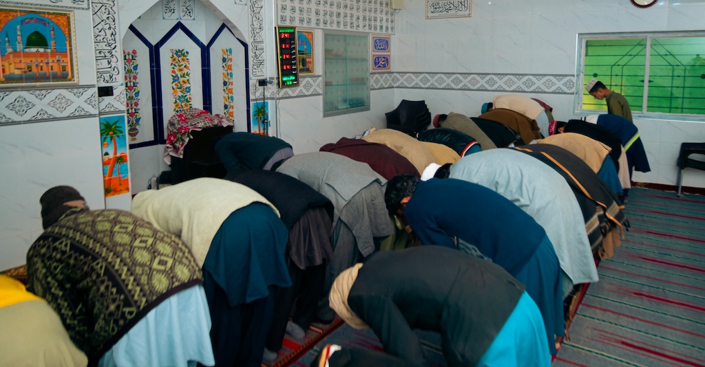 河合ゆうすけ氏「東京駅に祈祷室があるらしい。なぜここまで日本がイスラムの文化に合わせる必要があるのか？」