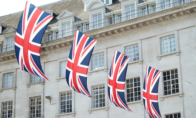 英国の反移民を掲げる強硬右派政党「リフォームUK」顧問、アン・ウィデコム氏（78）死亡、殺人事件として捜査開始