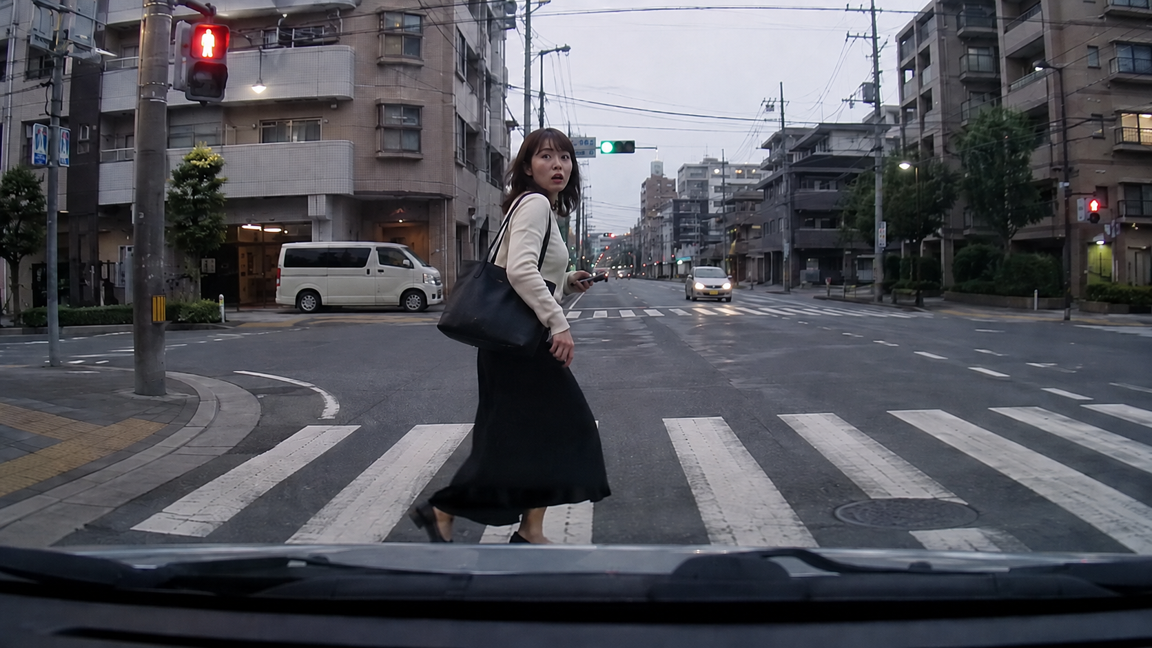 信号無視歩行者のドライブレコーダー映像がXで話題、歩行者責任を問う声広がる