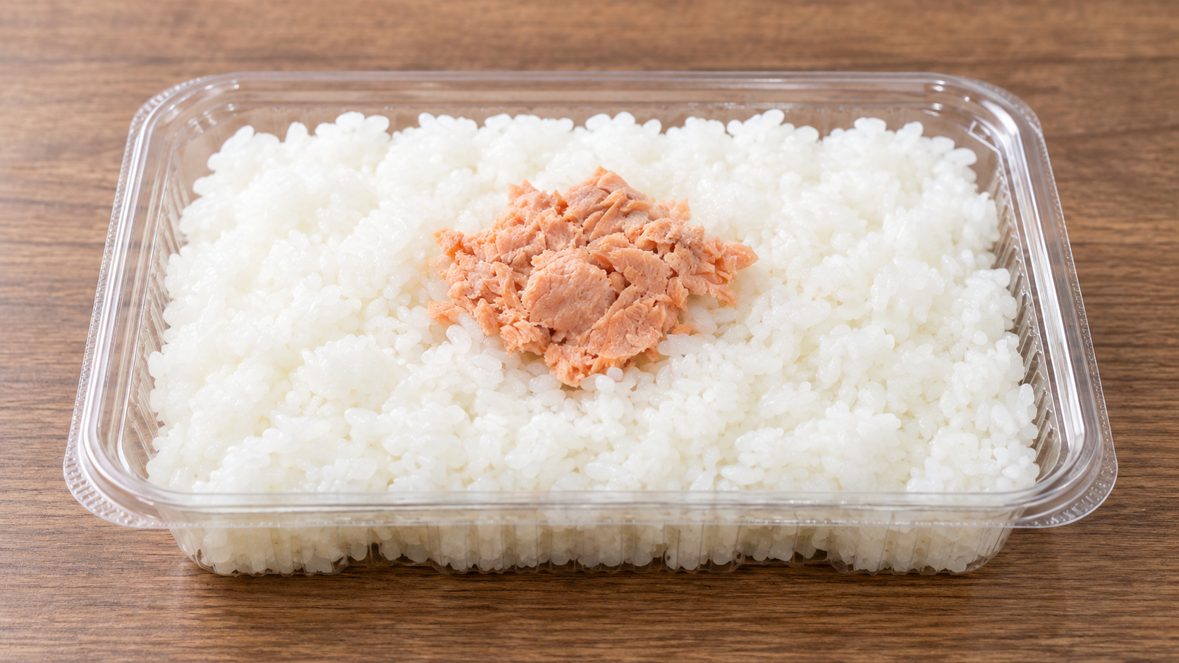 ローソンの“コスパ追求”弁当に、X民「まじで人間の尊厳を傷つけられてる感じする」→ 料理研究家「具無しの塩おにぎり見たらしぬんかな？」